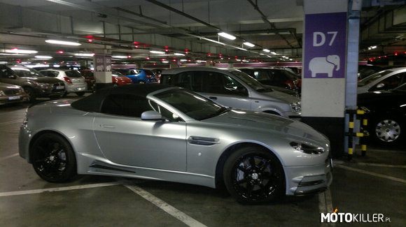 Aston Martin – Przepiękny Aston Martin DB9 