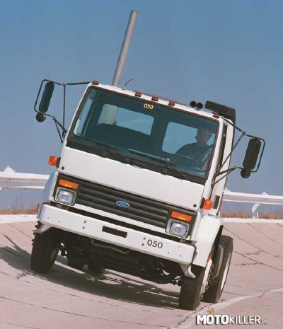 Ford Cargo – Ford Cargo jest kabina-over-silnik lekki model ciężarówka dawniej produkowane przez Forda . Pierwotnie był on uruchomiony w 1981 roku przez Forda w Wielkiej Brytanii .
Cargo został zaprojektowany przez Patricka Le Quément wśród których byli m.in. okna, które rozszerzone w dół do poziomu podłogi w drzwiach, aby umożliwić kierowcom zobaczyć szlaki w obszarach miejskich łatwiej podczas parkowania. Kabina Cargo była bardzo udana i była powszechnie postrzegana w USA Postal Service obowiązku, i jako ciągnik miasta dla firm przewozowych 