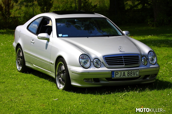 Mercedes CLK 320 –  