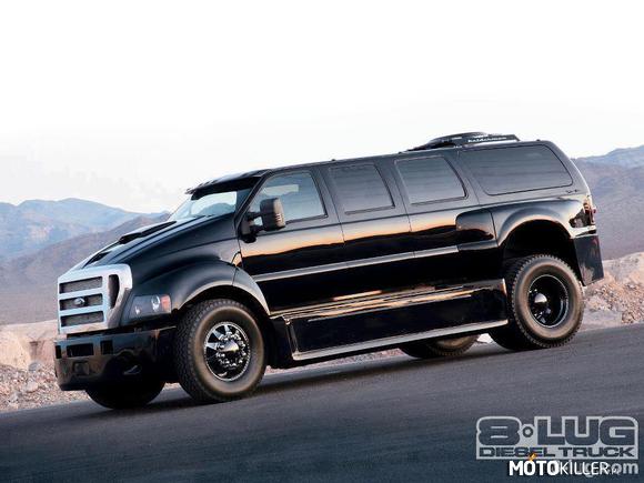 Ford F-650 –  