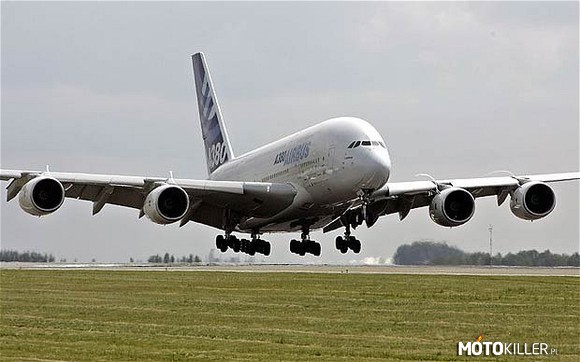 AIRBUS A380 – Największy samolot pasażerski świata.
I pamiętajcie motoryzacja nie kończy się tylko na pojazdach lądowych! 