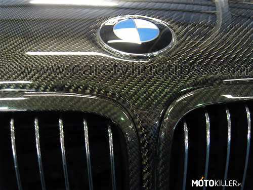 Włókno węglowe – Kto uważa, że włókno węglowe to najlepszy materiał do budowy samochodów? 