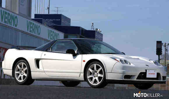Honda NSX-R – Honda powstała z myślą o fanach sportów samochodowych. Modelem tym śmiało można było startować w wyścigach. Miał on szerokie koła i ogromną moc. Ze względu na wagę ma ubogie wyposażenie w tym brak klimy.
 Samochód dostępny jest tylko z kierownicą  po prawej stronie.
Lata produkcji 2002-2004
280 Koni 