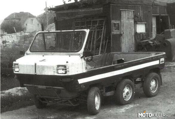 Fiat 126p LPT – Na potrzeby wojska zbudowano Fiata 126p LPT – Lekki Pojazd Terenowy. Ten ciekawy pojazd miał trzy osie, i był przystosowany do pływania dzięki zamontowanej śrubie, podłączanej przez środkową oś. 
