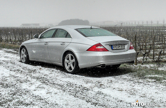 Mercedes CLS w śnieżnej scenerii – Mój CLS W219 350 
272 KM (200 kW) przy 6000 obr/min
350 Nm przy 2400-5000 obr/min
0-100 km/h: 7,0 s 