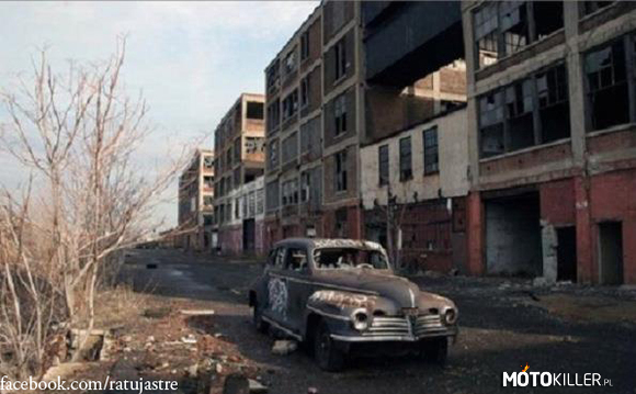 The Packard Factory w Detroit. – Największa na świecie opuszczona fabryka samochodów. 