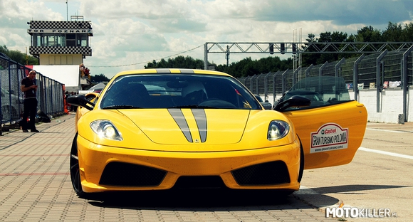 Ferrari 430 Scuderia in giallo modena – Zdjęcie mojego autorstwa

https://www.facebook.com/LukaszMilkowskiPhotography 