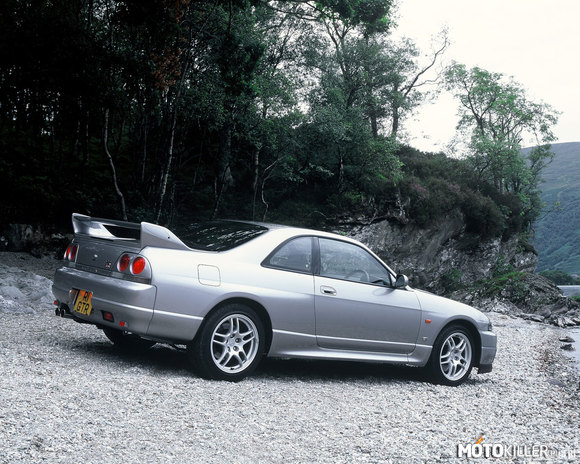 Nissan Skyline GT-R – Starszy model też jest piękny 