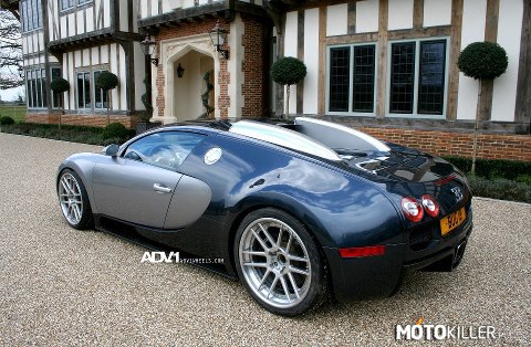 Bugatti Veyron –  