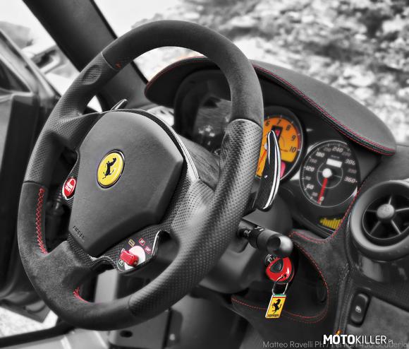 Ferrari 430 Scuderia –  