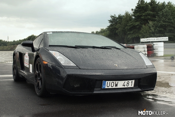 Czarne Lamborghini w deszczu – Zdjęcie mojego autorstwa

https://www.facebook.com/LukaszMilkowskiPhotography 