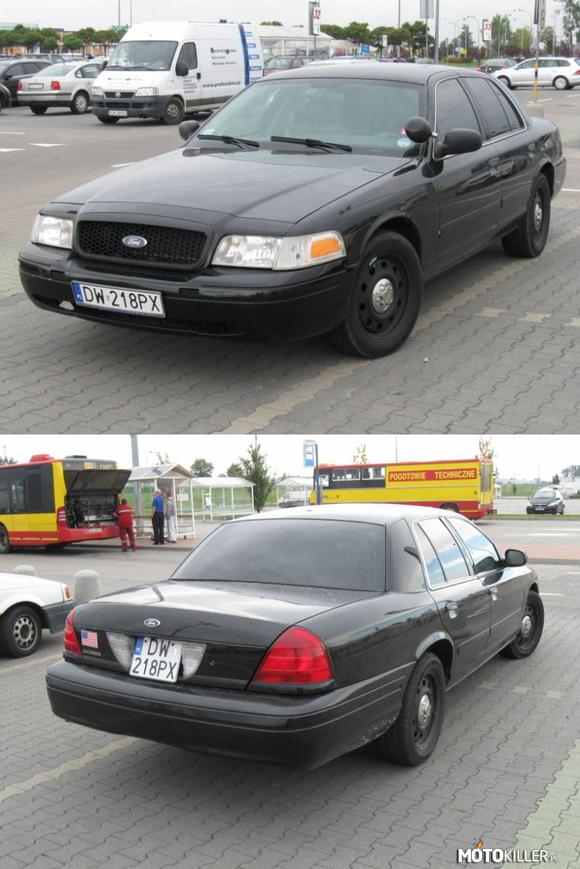 Nie tylko ZOMO czuwa. – Ford Crown Victoria w wersji dla FBI napotkany kilka miesięcy temu na parkingu Wrocławskiego Auchana. 