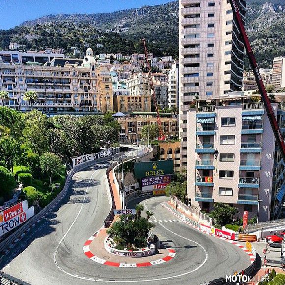 Circuit de Monaco – według mnie oprócz F1 mogłyby tam być też zawody Driftu 