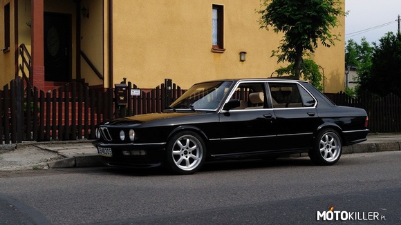 BMW  E28 z 1982 r. – E28 w rzadko spotykanym stanie 