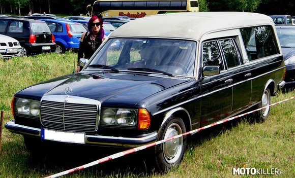 1980 Mercedes-Benz 250 Pollmann Karawan long –  
