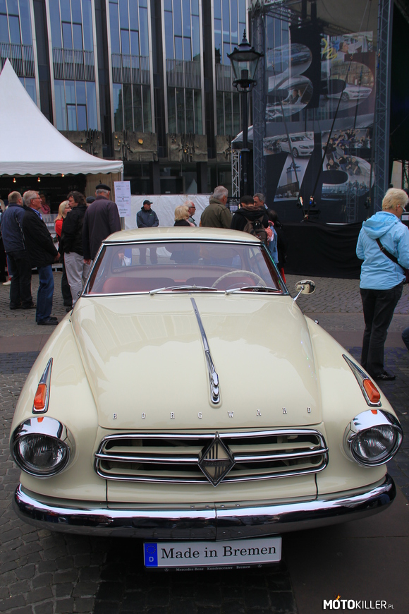 Borgward – Zdjęcie z 75-lecia fabryki Mercedesa w Bremen. Jakieś informacje o tym aucie? 