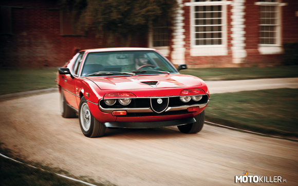 Alfa Romeo Montreal – Wygląda na znudzonego, ale jak widać to tylko pozory.
Pojemność 2593 cm3, 200 KM.
Lata 1970-1975. 
