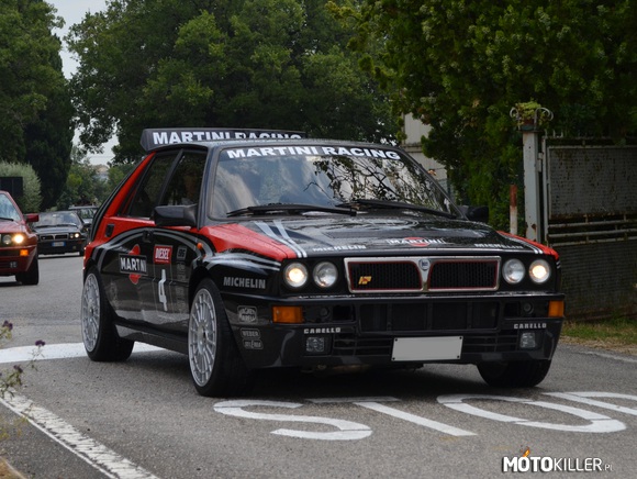 Lancia Delta – znowu w barwach Martini, ale tym razem na czarno 