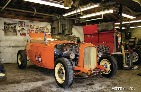 Ford 1932 –  