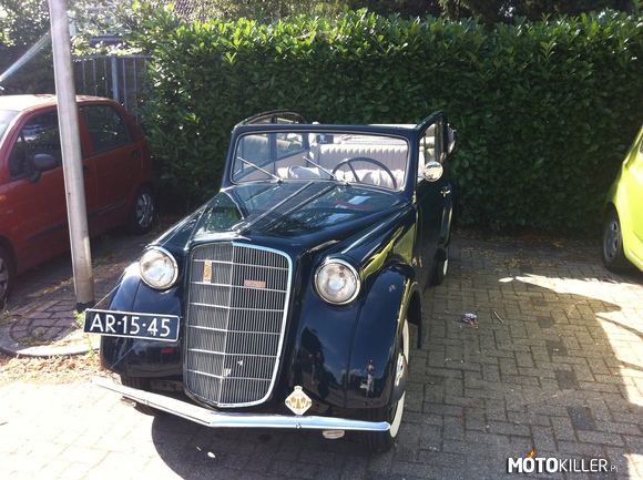 Opel z 1937 – napotkany w Holandii 
