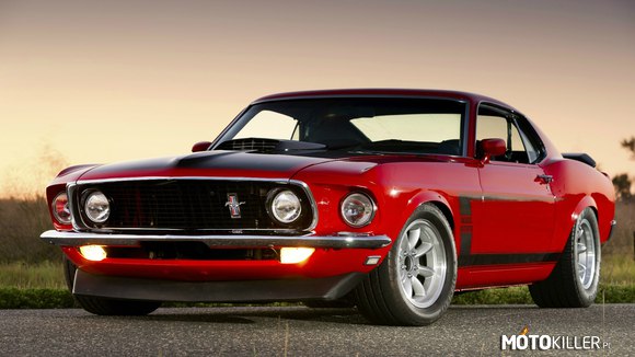 Ford Mustang Boss 302 –  