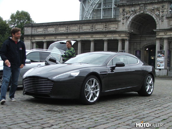 Aston Martin Rapid S – Napotkany w Brukseli 