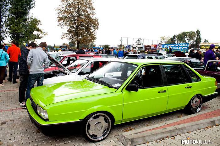 VW Santana. – Ładnie odrestaurowany, coraz mniej tych samochodów na rynku. Zdjęcie z VI Tarnowskiego Zlotu Tuningowego. 