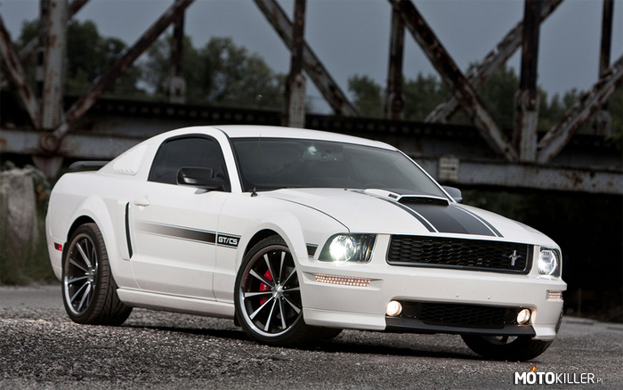 Ford Mustang GT California Special –  