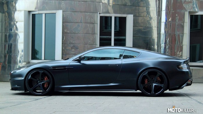 Aston Martin DBS –  