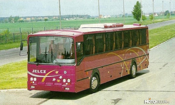 Jelcz T120M – Zdjęcie rodem z lat 90-tych i mój ulubiony autobus polskiej konstrukcji. Jelcz T120M. Mam z nim bardzo dobre wspomnienia. Kojarzycie ten pojazd? Jakie są wasze opinie? 