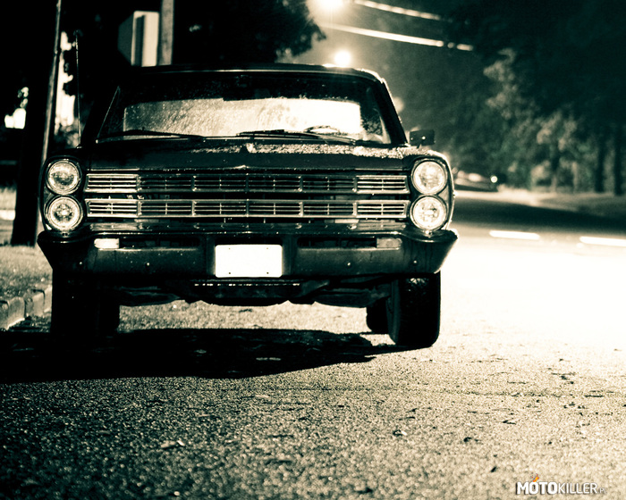 Ford Galaxie – Stary Ford przewijaj dalej 
