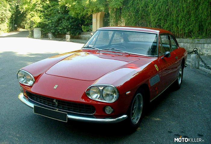 Ferrari 330 –  