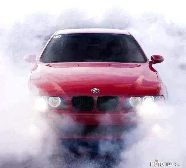 Dymne BMW E39 –  