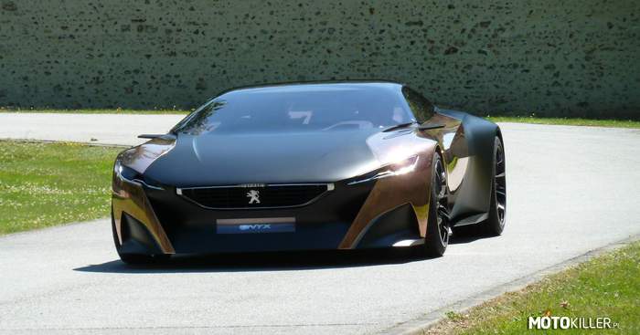 Peugeot Onyx – Napędza go 600 konny silnik Diesla, V8 o pojemności 3,7 litra z połączonym silnikiem elektrycznym, dodającym 80KM 