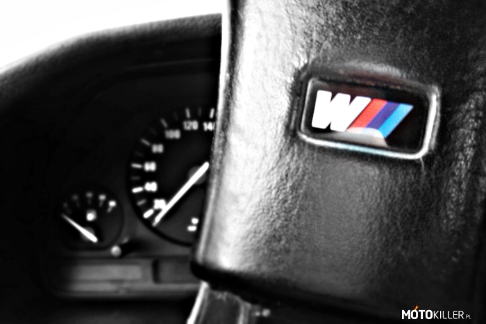 BMW E34 M-Technik II – Zdjęcie mojej byłej E34. Długo gościło u mnie na tapecie. Czuć pazur! 