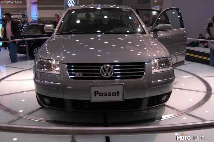 Volkswagen Passat  B5 FL W8 – Niby niepozorny, a pod maską duży pies. 