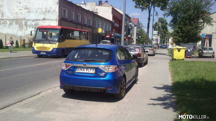 Seria pt. &quot;Zacne pojazdy spotkane w Radomsku&quot; – Subaru 