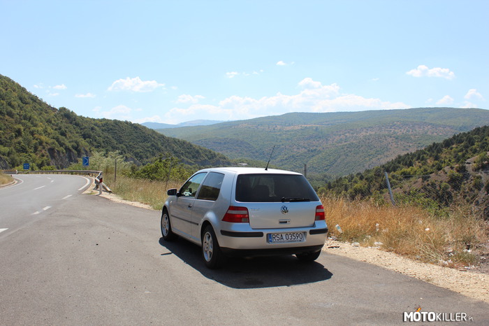 VW Golf – Mój mkIV gdzieś w Macedonii w drodze do Grecji 