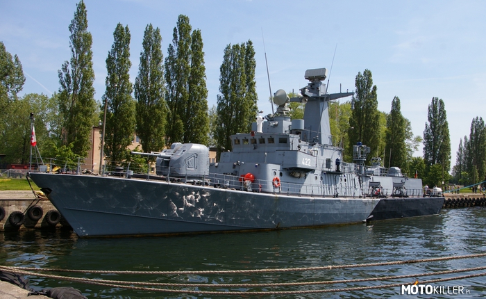 ORP Piorun – Mały okręt rakietowy Polskiej Marynarki Wojennej. W 2006 została podpisana umowa ze szwedzkim koncernem SAAB na dostawę przeciwookrętowych kierowanych pocisków rakietowych. 