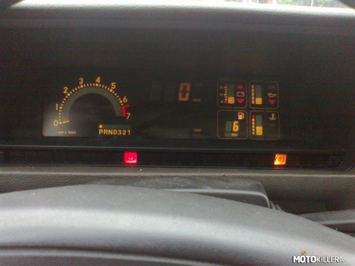 Zegary w moim byłym autku – Odgadniecie co to za samochodzik? 