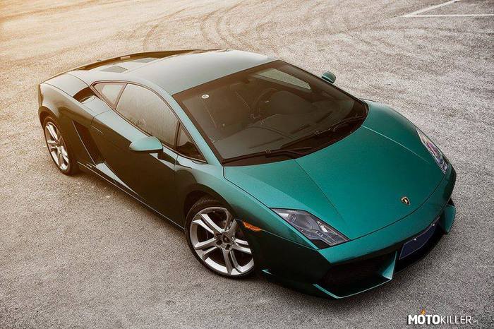 Lamborghini Gallardo – Włoskie samochody mają w sobie to coś a sportowe szczególnie, oto piękne Lamborghini w zielonym kolorku moim zdaniem mocna fota i mocny samochód! 