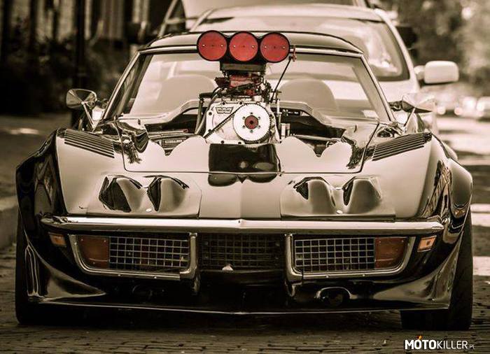 Moc, Moc i jeszcze raz Moc! – Piękna Corvette 