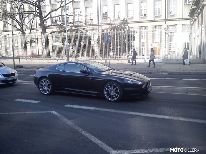 Aston Martin DBS – Spotkany na Warszawskiej Pradze 
