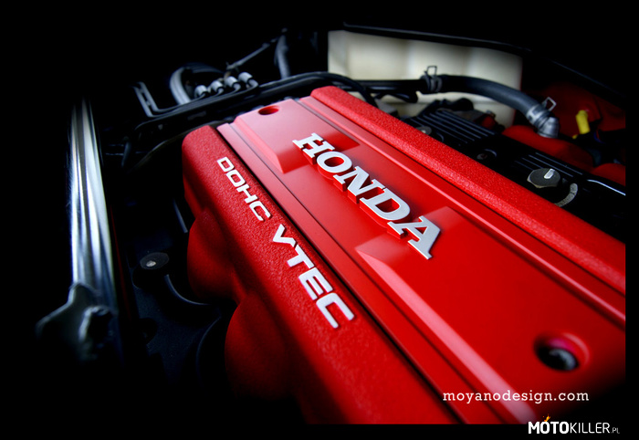 Honda C32B – Silnik z duszą, 17 lat na karku, ale mimo wszystko to nadal jeden z najlepszych wolnossących silników V6 jakie kiedykolwiek powstały i nie chodzi tu o moc, tylko o jakość oraz trwałość. Napędzał Honde NSX z lat 1997-2005 (3.2L 290 KM). Dzisiaj części do jego modyfikacji jest tyle, że cały czas znajduje uznanie i zainteresowanie. Od najdrobniejszych śrubek, po strokery. Jak na japoński silnik przystało. 