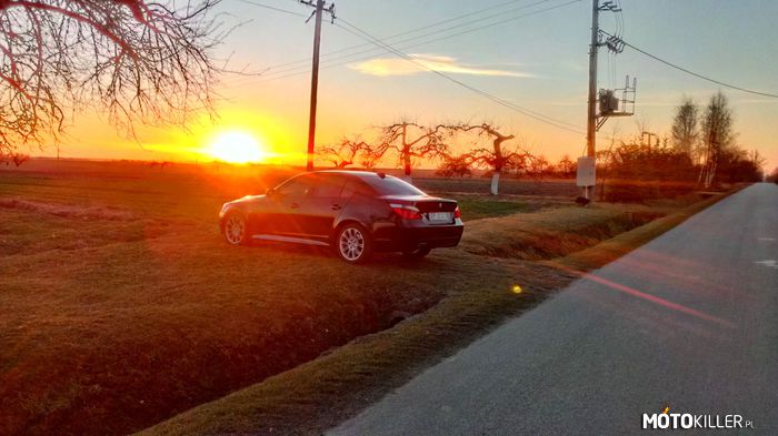 BMW e60 530xd – w tle zachód słońca 