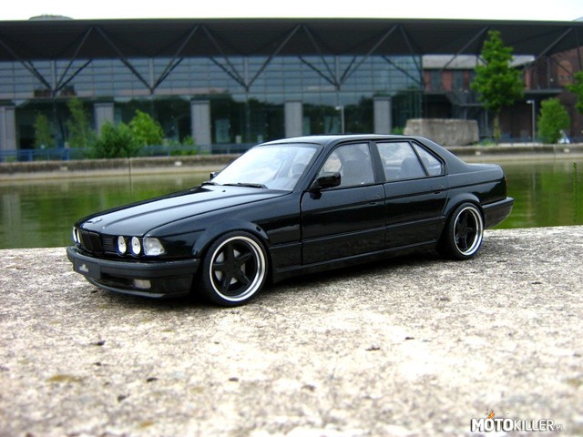 BMW E32 – Zrobiony ze smaczkiem. 