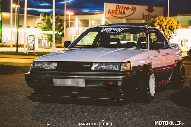 Nissan Sunny coupe B12 –  