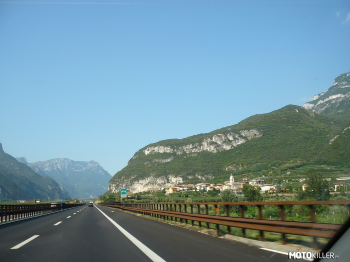Krajobraz – Niejeden kierowca zawodowy chyba widział te widoki na autostradzie A22 jadąc do Austrii 