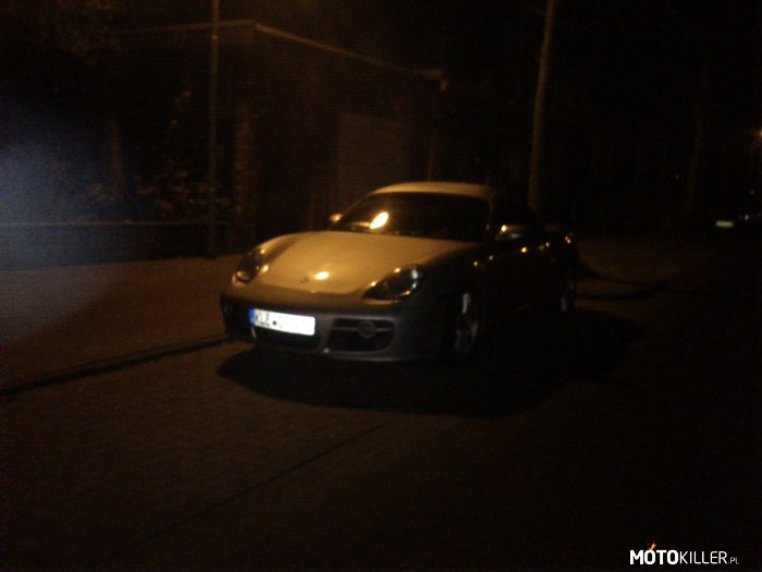 Porsche – Sorry za jakość, robione w nocy. 