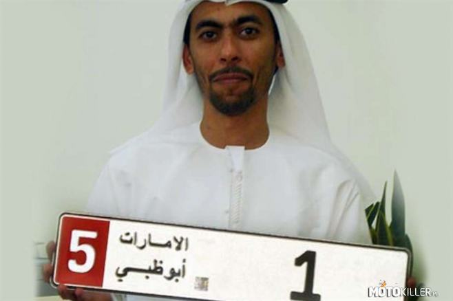 Najdroższa tablica rejestracyjna na świecie – Za najdroższą tablicę rejestracyjną zapłacono aż 7,1 mln funtów. Tablica miała numer &quot;1&quot;. A sytuacja miała miejsce trzy lata temu w Dubaju, w Zjednoczonych Emiratach Arabskich 